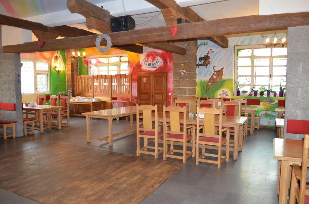 Famozclub Hotel Bakov nad Jizerou ภายนอก รูปภาพ